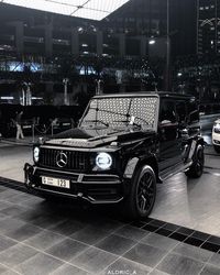 #liveupload .. What are your thoughts on the new G class ?😍😍😍😍 #amazingcars247 #mydubai #aldric_a #blacklist #mercedesbenz #g63 #amg