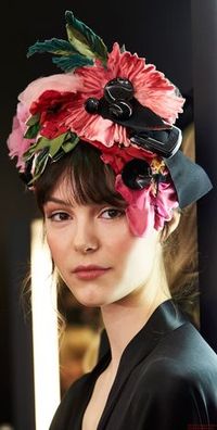 Fall 2016 Ready-to-Wear Dolce & Gabbana