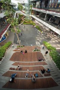 Reinterpreting Nature in Design: 30 Urban Benches that you Instantly Want On Your Street