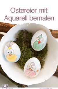 Eine Rucki-Zucki-Osterdekoration mit ausgeblasenen Eier. Selbstbemalte Ostereier mit Aquarellfarbe - Blümchen, Vögel & Federn verwandeln Eier in Unikate. So einfach lassen sich aus Ostereier mit Kinder bemalen. | MrsBerry DIY zu Ostern: http://mrsberry.de/ostereier-mit-aquarell-bemalen/ | Watercolor Easter Eggs