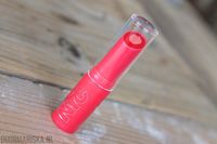 NYC Applelicious lip balm - Big Apple Red- Door Mariska
