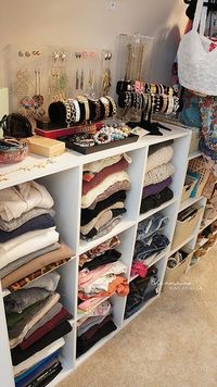Clothes Organization Cube | 16 Out-of-the-Box Ways to Use Storage Cubes