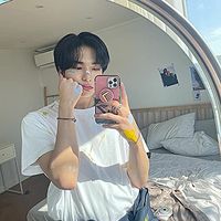 STRAYKIDS