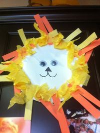 Toddler Bible lessons and crafts on this site:Daniel and the Lion's Den