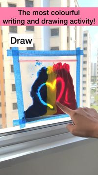 This activity that will get your kids to write and draw with great delight! You can keep this this rainbow paint zipper bag on the window for a few days. I left mine up for almost a week and my children love drawing and writing on it every day. TIP: If your child has a tendency to scratch the zipper bag, get them to use a cotton bud to draw on it instead. . . 👉🏻 Recommended for 2 to 7yo. 👉🏻 For 2 to 3yo, let them draw and make random markings on it. 👉🏻 For 4 to 7yo, let them write letters