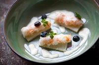 Ajo blanco with celeriac, langoustines and blueberries | Foodpairing / blog