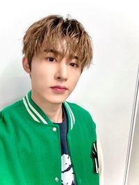 B.I JAPAN OFFICIAL no Twitter: "いよいよ明日B.I日本公式ファンクラブオープンです。 ファンクラブの運営・管理は弊社とは異なりますため、オープン後のファンクラブに関するお問合せはこちらのアカウントではなく明日発表するサイトのQ&Aへお願い致します。 #BI #ビーアイ #비아이 #ID @shxx131bi131 @131online https://t.co/qdj0bdliEU" / Twitter