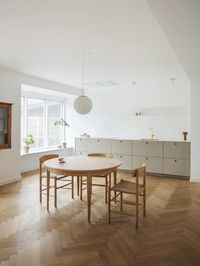 BASIS kitchen in linoleum and Corian countertop | Reform