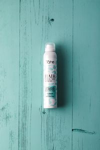 Fotografía para web y redes sociales del spray voluminador de Tahe