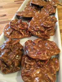 Dream Home Cooking Girl: New Orlean's Style Pralines...one of my favorites! I was born and raised in Louisiana and this has always been one of my favorite candies! Now, I must tell you: they are VERY sweet and rich! I hope you love them as much as I do! Enjoy :)
