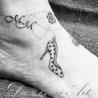Juwelry Tattoo made by Linda - www.dalinciart.nl http://dalinciart.nl/fotos/ #👠 #dalinciart #tattoo #juwelrytattoo #juwelry #tattooshoe #shoe #dots #polkadots #polkadotstattoo #tattooshop #finelinetattoo #enkeltattoo #ankletattoo #enkelbandje #tattooshop #zwijndrecht