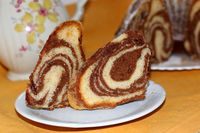 Upečte si s námi sladký poklad české kuchyně - nostalgickou hrníčkovou bábovku s olejem. Tento recept potěší všechny milovníky rychlé přípravy. V…
