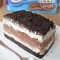 Oreo delight, such a great summer time dessert. It is so fluffy and delicious.