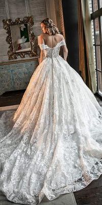 24 Awesome Ball Gown Wedding Dresses You Love | Wedding Dresses Guide
