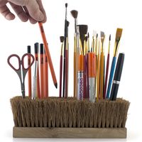 Brush pen holder! (how about painting the base!) With Folk ART