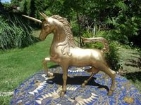 Espectacular UNICORNIO en latón pulido de segunda mano por 325 € en Villaviciosa de Odón en WALLAPOP
