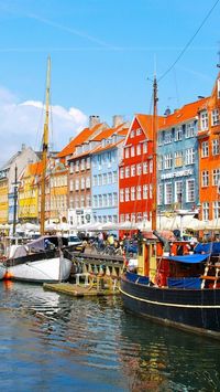 Copenhagen, Denmark i want to go back. and spend much more time wandering. sitting at cafes on stroget. getting to know the city.