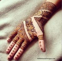 get some alluring mehendi ideas for your wedding day or pre wedding ceremonies! #indianwedding #wedding #mehndidesign #mehndiideas #arabicdesign #arabicmehndidesigns #arabicmehndiideas #india #bridalmehndi #indianbride #mehndi #arabic #mehndifunction #henna