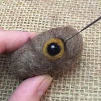 Felting Animal Eyes – Easy Step By Step Guide – How To Needle Felt With Lincolnshire Fenn Crafts