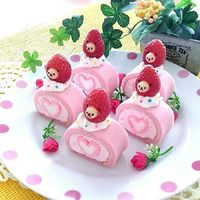 #ロールケーキ #いちごスイーツ #デコスイーツ #kawaiifood #可愛いスイーツ
