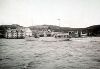 D/S «Lagatun» var Frosta Dampskibsselskaps stolthet gjennom det meste av rederiets historie. «Lagatun» ble bygd av J. Storviks mek. Verksted, Bremnes ved Kristiansund og levert i september 1914. «Lagatun» var 179 brutto registertonn, lengde 108,2 fot (33 m), bredde 19,2 fot (6 m) og dybde 8,3 fot (2,5 m) og sertifisert for 250 passasjerer. En trippel ekspansjonsmaskin på 44 nominelle, 242 indikerte hestekrefter sørget for at «Lagatun» klarte 10 knop.