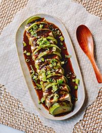 This tofu avocado salad is a no-cook, vegan, healthy recipe with an Asian dressing that can be customized to your liking! Serve as a side or light meal! Source: thewoksoflife.com