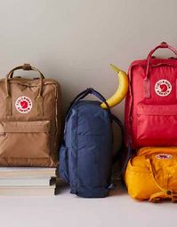 Kånken was created as far back as 1978 to help prevent back problems among Swedish school children and quickly became a common sight at preschools and nature schools throughout the country. Today, 35 years later, Kånken has straightened millions of backs across the globe and has become one of Fjällräven's most beloved products. This classic backpack is equally suited to journeys to and from school or work, as it is to trekking and travelling #backtoschool #Fjallraven #backpacks #Kanken