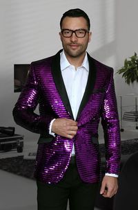 Single button sharkskin flashy sport coat dinner jacket for men in purple color with peak lapel collar design.