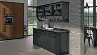 Heat-treated madeira oak | Metal-effect vintage urban | Black aluminium frame with Masterline glass | Cupboard doors: oxidised aluminium urban and mesh black | Worktop: Fenix laminate | Plinth: urban oxidized