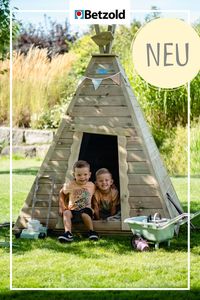 Das Tipi „Kleiner Bison“ aus duftendem Kiefernholz eignet sich als besonderes Spielhaus, Rückzugsort und Versteck. Ideal für Abenteuer im Kindergarten-Außenbereich. Jetzt anschauen >