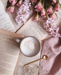 Coffee time | pink, flowers en book