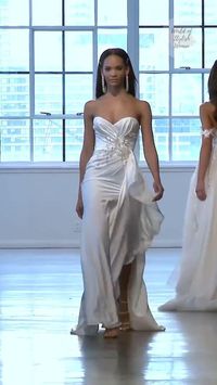 Beautiful strapless sweetheart wedding dress (Look 4 / Style 20-23) from the spring summer 2020 bridal couture collection "Milano" by Berta.