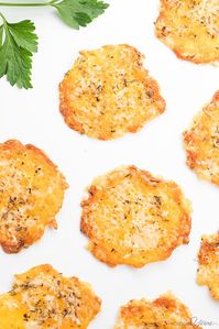 Baked Cheddar Parmesan Crisps Recipe