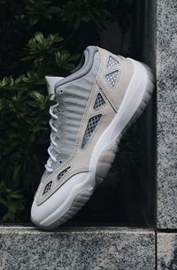 Nike Air Jordan XI Low