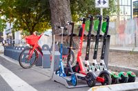Eliminate the chaos of electric scooters! Dismount II Electric Scooter Parking Rack secures and positions all scooter types including shared e-scooters, while being lockable for personally owned scooters. The perfect compliment for city and urban landscapes, Dismount II brings organization and positive user experiences with a with a sleek look and intuitive design.