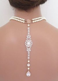 Love this idea for a low back wedding dress !! Or, for bridesmaids! Pearl backdrop necklace Bridal back drop necklace by treasures570