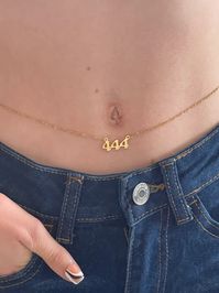 Looking for simple yet stylish Belly Chain? This waist jewelry is a trendsetter and can be worn any day with anything. You can choose your number or a word. #waistjewelry #bellejewelry #giftidea #waistchain #bikinichain