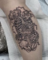 #blxckink #blxckink_usa #blxckink_usoh #usatattoo #tattoousa #columbustattoo #ohiotattoo #skeletontattoo #flowerstattoo