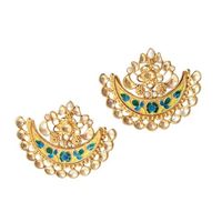 Product Details: Base Material - 92.5 Carat Pure Silver with Gold Plating Technique - Handcrafted Product Type - Temple Jewellery Design - Stud Colour - Green And Yellow Length - 6 cm Width - 7 cm Care Instructions - Avoid Contact with Perfumes and Water Contact No - +91 8095752326 E-Mail - contactus@madhurya.com Also available in Pure Gold* Shipping Worldwide