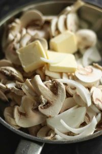 Easy Keto Mushroom Gravy