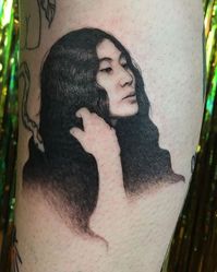 Yoko by Shannon (@shannoneperry) Seattle, USA, WA #usatattoo #tattoousa #seattletattoo #yokoono #amywinehouse #kurtcobain #beyonce #sophialoren #freddiemercury #bobdylan #earthakitt