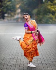 #traditionalwear #indiantraditionalwear #weartraditional #weddingwear #indianweddingwear #weddingseason #bridalwear #bridallehenga #sangeetoutfit #sareeinspiration #bridesmaidsarees #lehengasaree #lehengawedding #maharashtrianwedding #navari #mumbaiwedding