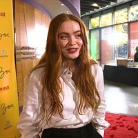 sadie sink dear zoe premiere