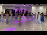 Gelin ve Arkadaşlarindan süpriz dans Bahçe duvarindan aştım Bahca duvarindan astim - YouTube