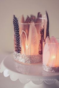 Oh So Lovely: 3 gorgeous DIY decor ideas using feathers and 3 FREE gold feather printables