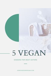 “I could never give up meat”… How many times have we heard that? Or said it ourselves? The foods we are used to can have a very strong emotional bond, even though they’re not always the best for us. Plant-based eating is better for our health and the planet (and of course the animals!), but I can understand having cravings for the foods we used to eat… or feeling challenged by having non-vegan relatives or friends over! Click through for easy vegan dinners for meat-eaters!