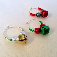 Christmas Wine Charms Jingle Bells Hostess Set of 3 by LuLusGracefulDesigns, $5.25 #lulusgracefuldesigns