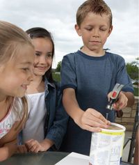 Kids create a starry sky while discovering that they can be a light in the world.