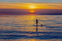 11 Summer Tips and Activities: Don’t let the heat keep you inside. Now that the weather's warmer, there's so much to do! Follow these tips for a super healthy and fun summer!
