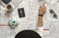 Use this advice from expert globetrotters to save money on vacations and trips so you can see the world and still afford your leggings and matcha habits.